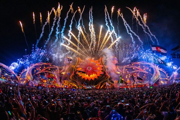 The-Vibrant-World-of-Music-Festivals